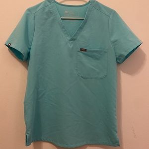 FIGS Fresh Aqua Catarina Scrub Top - Small